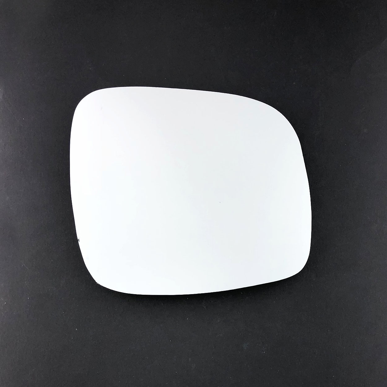 Chrysler Grand Voyager Wing Mirror Glass RIGHT HAND ( UK Driver Side ) 2008 to 2015 – Wide Angle Wing Mirror