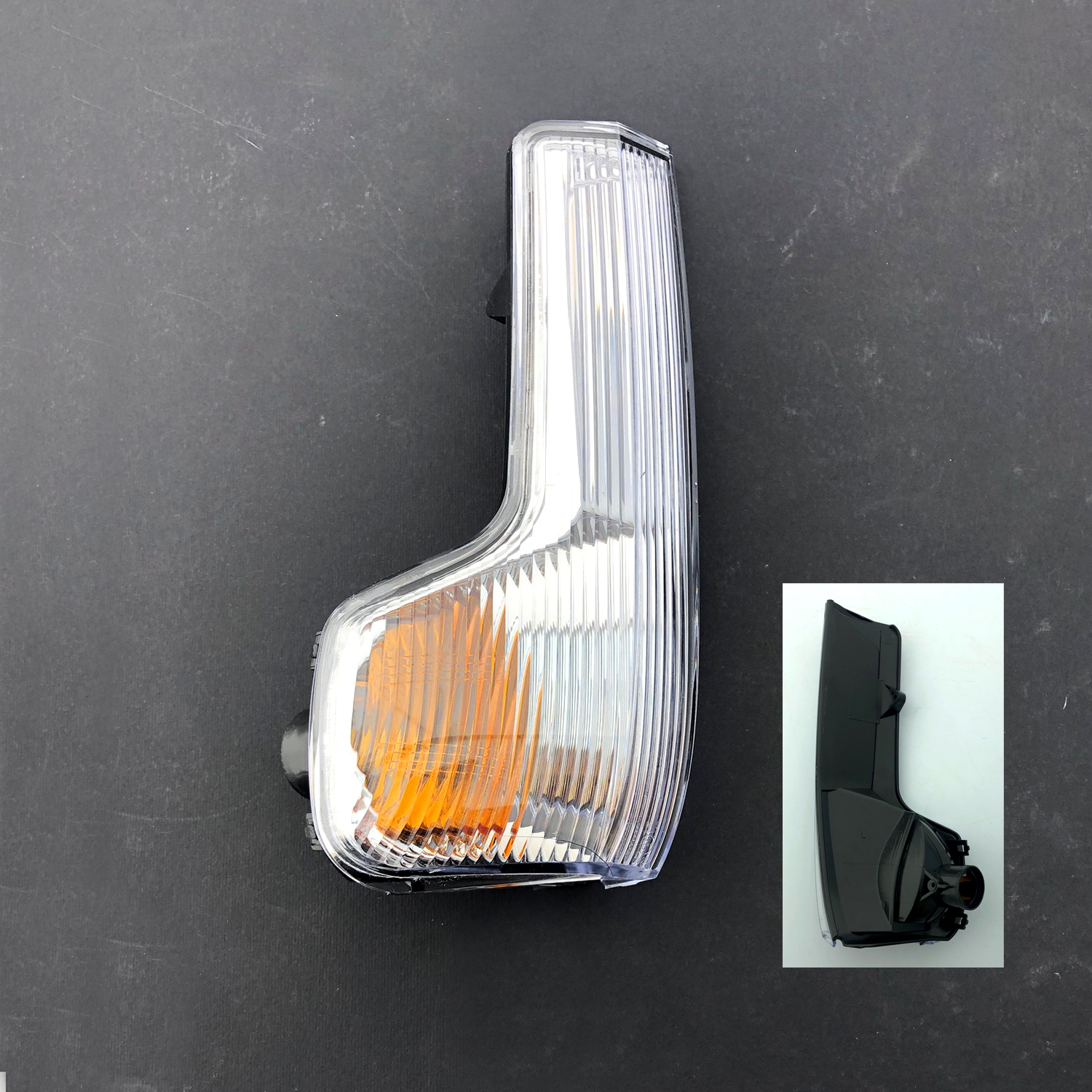IVECO Daily CHASSIS CAB Wing Mirror Indicator LEFT HAND ( UK Passenger Side ) 2015 to 2020 – Wing Mirror Indicator Lens