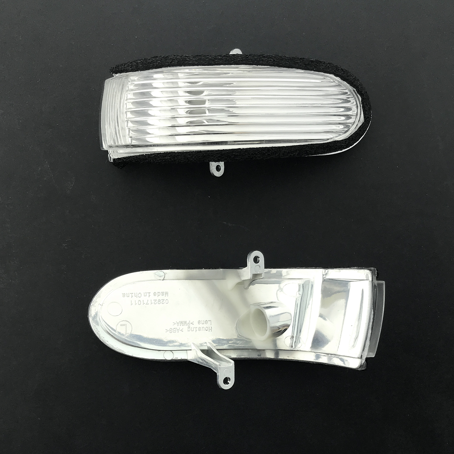 KIA Ceed Wing Mirror Indicator RIGHT HAND ( UK DRIVER Side ) 2009 to 2011 – Wing Mirror Indicator Lens